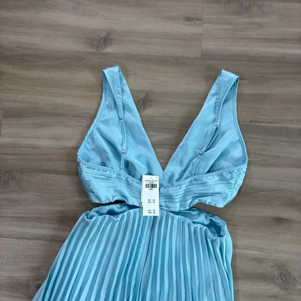 NWT Abercrombie & Fitch Giselle Pleated Cutout Maxi Dress Light Blue Women Small